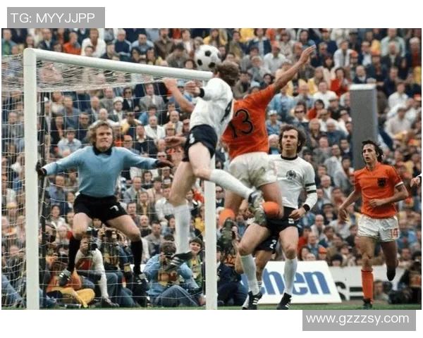 纵览绿茵豪杰风采汇聚世界足球巨星精彩瞬间 纵览绿茵豪杰风采汇聚世界足球巨星精彩瞬间