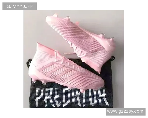 粉色球星同款足球鞋推荐 足球场上的时尚与性能兼备选择 粉色球星同款足球鞋推荐 足球场上的时尚与性能兼备选择